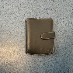 Carteira Guilband, como reportado por Breng Arnhem utilizando o iLost