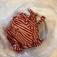 Vestits de bany, segons ha informat Inntel Hotels Utrecht Centre mitjançant iLost