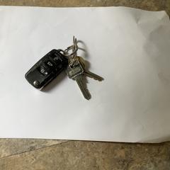 Auto sleutel en huissleutel, iLost-i jakinarazi zaion moduan