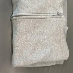 Sweatvestje lichtgrijs, gemeldet von Qbuzz GD Groningen HS über iLost