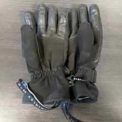 Ruházat Handschoen, amint azt Regio Limburg - Leuven az iLost segítségével jelentette.