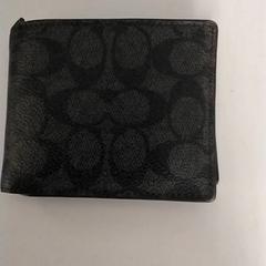 Plånbok Neferyan, rapporterat av Regio Antwerpen - Brussel med iLost