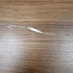 Bracelet، كما تم الإبلاغ عنه بواسطة Pathé Leeuwarden عبر iLost