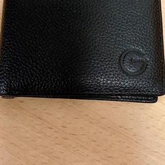 Wallet Ngombu, as reported by Qbuzz GD Groningen Peizerweg using iLost