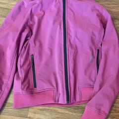 Kurtka, zgłoszono przez Arriva Limburg Noord przy użyciu iLost