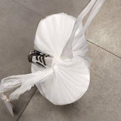 Táska - Plastic Zakje Wit, amint azt Regio Oost-Vlaanderen az iLost segítségével jelentette.