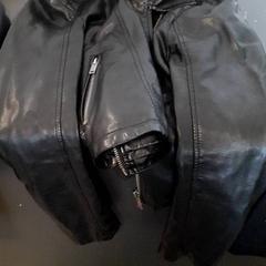 Chaqueta, ha sido reportado por Qbuzz servicepunt  Emmen con iLost