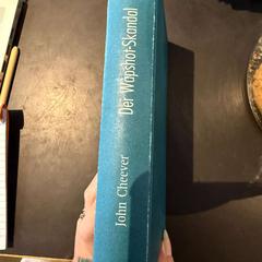 Buch Blue, gemeldet von Conscious Hotel Westerpark über iLost