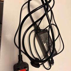 Adapter, rapporterat av Ramada by Wyndham Amsterdam Airport Schiphol med iLost