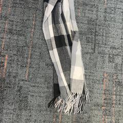 Sjal, rapporterat av Connexxion Amstelland-Meerlanden Schiphol Noord med iLost