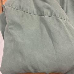 Skjorta, rapporterat av Sheraton Brussels Airport Hotel med iLost