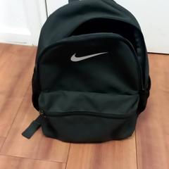 Rucksack Zwart, gemeldet von Arriva Limburg Zuid über iLost