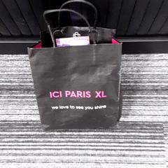 バッグ Papier がiLostで Arriva Vechtdallijnen によって報告されました