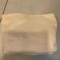 Toilet bag, as reported by MEININGER Hotel Marseille Centre la Joliette using iLost