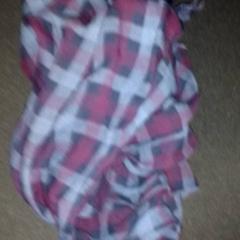 Szal, zgłoszono przez TivoliVredenburg przy użyciu iLost