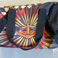 Taška - Draagtas veelkleurig, jak nahlášeno Regio Oost-Vlaanderen pomocí iLost