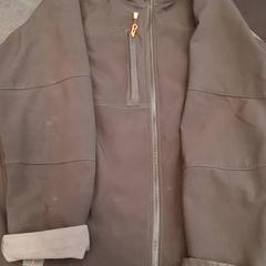 Casaco, como reportado por Rotterdam The Hague Airport utilizando o iLost