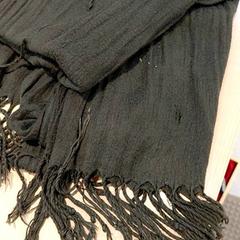 Scarf, as reported by IKEA Toulouse using iLost