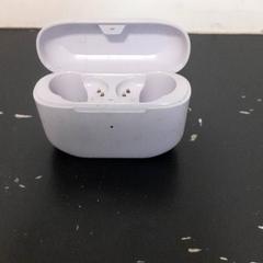 علبة سماعة رأس، كما تم الإبلاغ عنه بواسطة Qbuzz servicepunt  Emmen عبر iLost