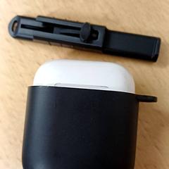 Custodia per cuffie Zwart, come riportato da Qbuzz GD Groningen Peizerweg utilizzando iLost