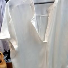 Blusa, ha sido reportado por Leonardo Royal Hotel Amsterdam con iLost