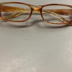 Ulleres Bruin, segons ha informat IKEA Haarlem mitjançant iLost