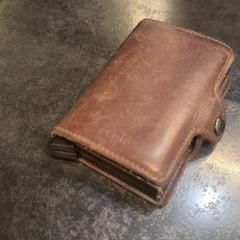 Kártyabirtokos Zaybel, amint azt Rotterdam The Hague Airport az iLost segítségével jelentette.