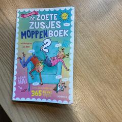 Bok, som rapportert av Designer Outlet Roosendaal ved bruk av iLost