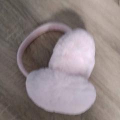 Nauszniki Roze, zgłoszono przez Arriva Infoshop Enschede przy użyciu iLost