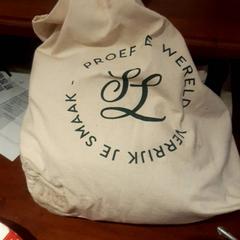 Sac, a été signalé par Grand Hotel Amrath Kurhaus utilisant iLost