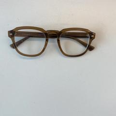 Lentes, segundo informou Pathé Schouwburgplein usando iLost