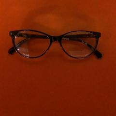 Glasses, gisa salatu by MEININGER Hotel Bordeaux Gare Saint-Jean iLost erabiliz