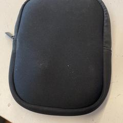 Cuberta & Auriculares, segundo informou HTM usando iLost