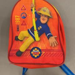 Mochila Fireman Sam, ha sido reportado por IKEA Eindhoven con iLost