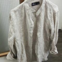 Long sleeve shirt, zoals gemeld door Inntel Hotels Amsterdam Centre met iLost