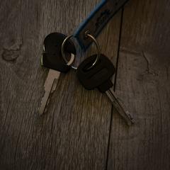 Scooter sleutels met met hanger, iLost-i jakinarazi zaion moduan