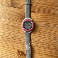 Horloge Casio digitaal, segundo informou a iLost