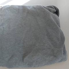 Odzież - Trui, zgłoszono przez Centraal magazijn przy użyciu iLost