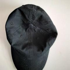 Boné, como reportado por Twisto utilizando o iLost