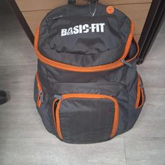 배낭 grijs oranje, iLost를 사용하여 Regio Oost-Vlaanderen에 보고됨