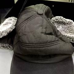 Mütze Zwart, grijs, gemeldet von Qbuzz GD Groningen HS über iLost