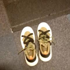 Topánka, ako bolo nahlásené Mövenpick Hotel Amsterdam City Centre pomocou iLost