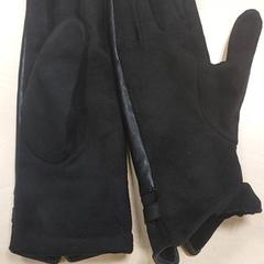 Roba - Handschoenen Zwart, segons ha informat Regio Oost-Vlaanderen mitjançant iLost