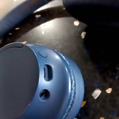 ヘッドホン がiLostで Arriva Limburg Noord によって報告されました