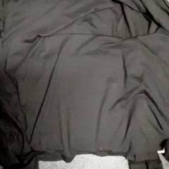 Overhemden Black, zoals gemeld door Mövenpick Hotel Amsterdam City Centre met iLost