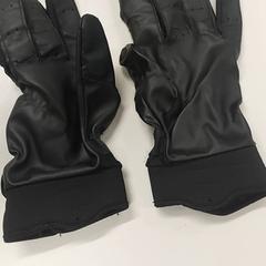 Vestiario - Handschoenen Zwart, come riportato da Centraal magazijn utilizzando iLost