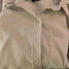 Košile, jak nahlášeno Van der Valk Hotel Heerlen pomocí iLost