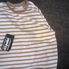 T shirt & Sportlegging, jak nahlášeno SnowWorld Landgraaf pomocí iLost