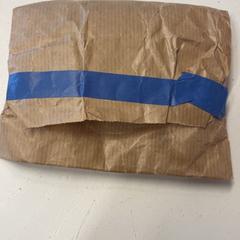 Zacskó Monique en dosio, amint azt GVB az iLost segítségével jelentette.