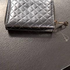 المحافظ، كما تم الإبلاغ عنه بواسطة IKEA Amsterdam عبر iLost